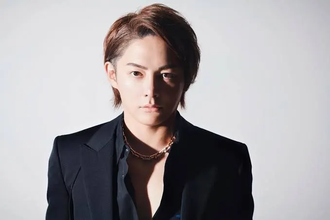 三崎優太